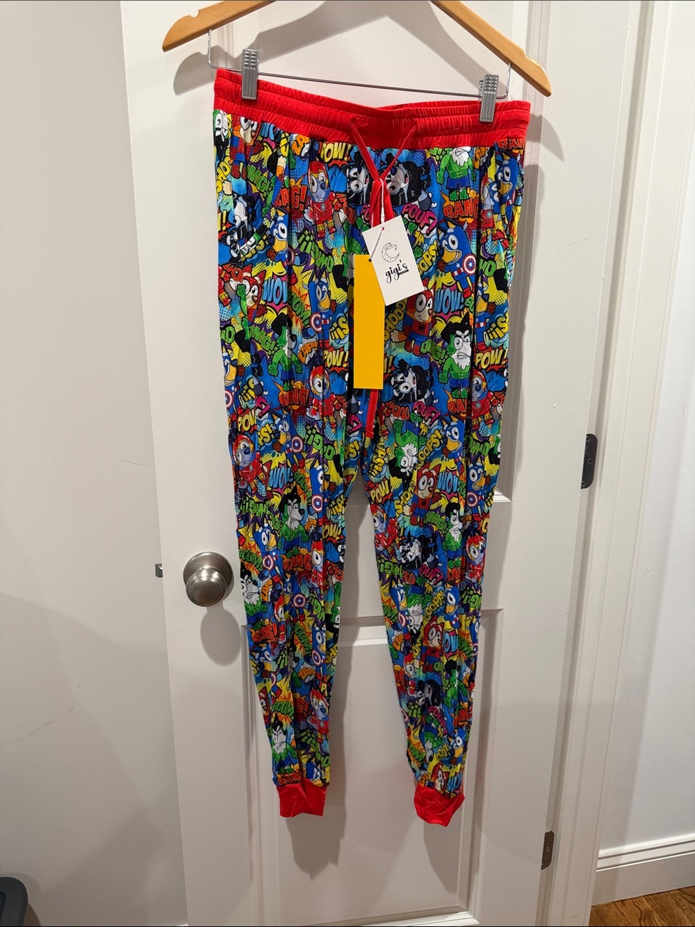 Women’s Bamboo Bluey Superhero Jogger Pants size Medium NWT